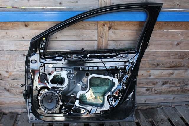 Dør høyre foran til Renault Megane 2016-->> Type IV