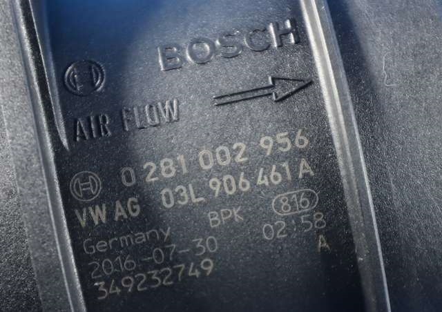 Luftmengde/luftmassemåler til Škoda Superb 2015-->> (Type III) (BOSCH|0 281 002 956|03L 906 461 A|)