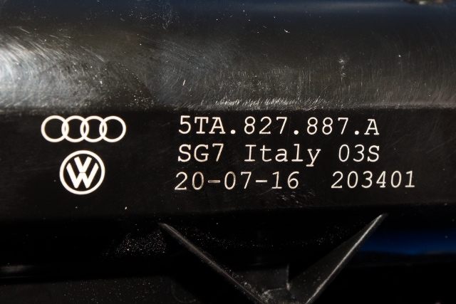 Baklukelås til Škoda Superb 2015-->> (Type III) (VAG|5TA 827 887 A|)