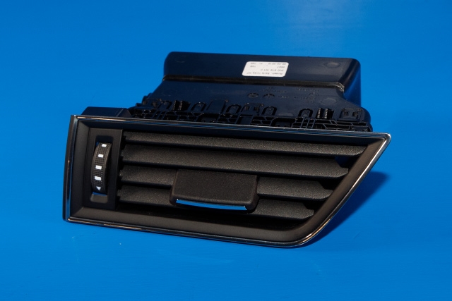 Dashbord friskluftdyse venstre til Škoda Superb, 2015-->> (Type III) (VAG|3V0 819 701 C)