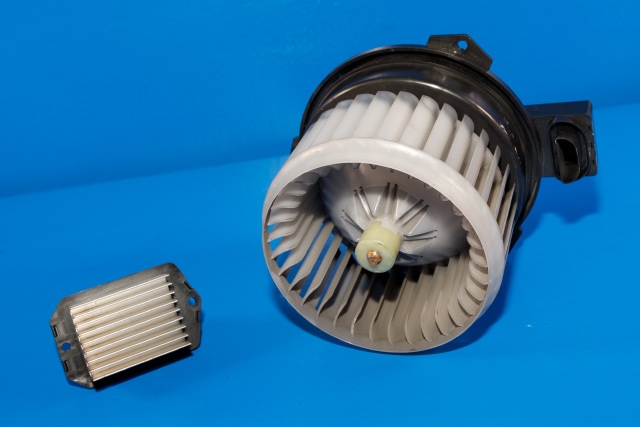 Varmeapparat motor til Mitsubishi i-MiEV 2010-->>