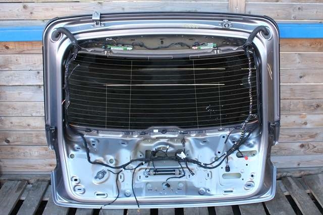 Bakluke til Audi e-tron 2018-->>