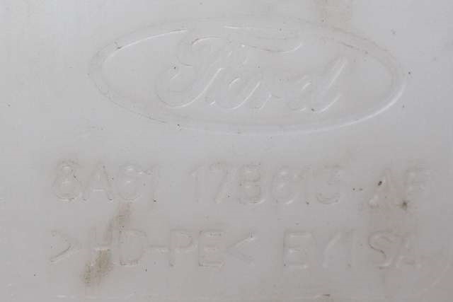 Spylertank foran til Ford B-Max 2012-2017 (FORD|8A61-17B613-AF|)