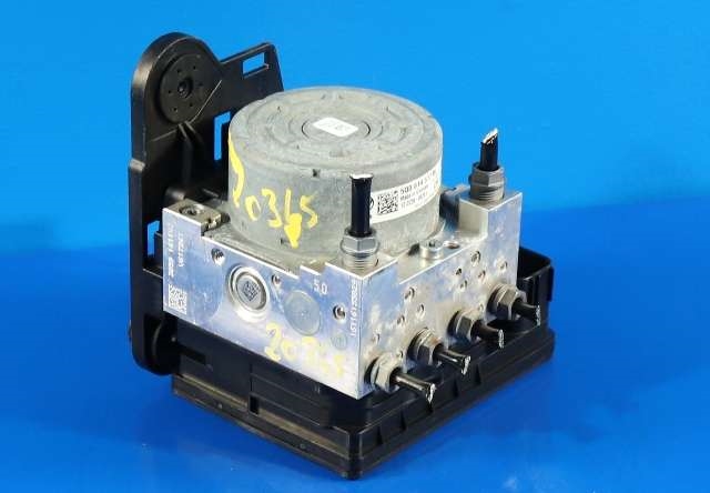 ABS sentral til VW Golf VII 2012-2017 (Fase 1)  (VAG|5Q0 614 517 BL|)