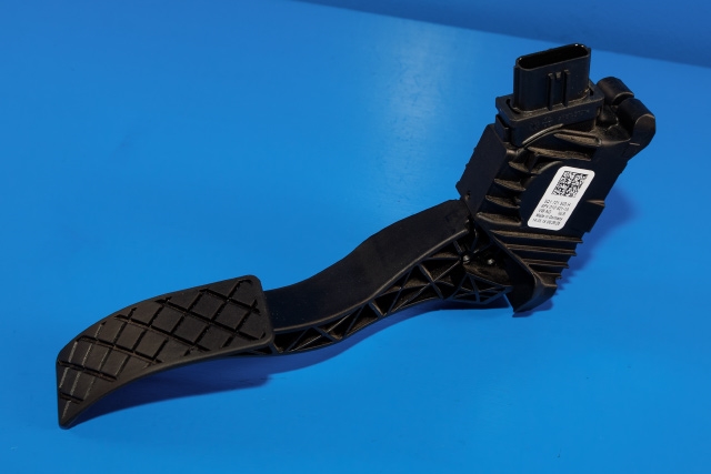 Pedal gass til Škoda Octavia, 2013-2016 (Type III, Fase 1) (HELLA|6PV 010 621-10)