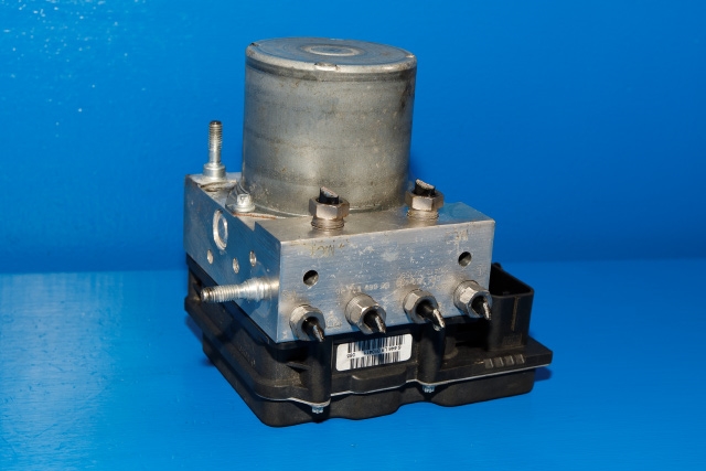 ABS sentral til Peugeot 308, 2007-2011 (Type I, Fase 1)  (BOSCH|0 265 252 070)