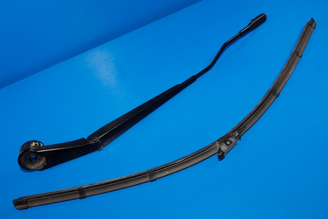 Viskerarm frontrute høyre til Ford Transit Connect, 2013-2018 Type II, Fase 1  (FORD|DT11-17526-AC)