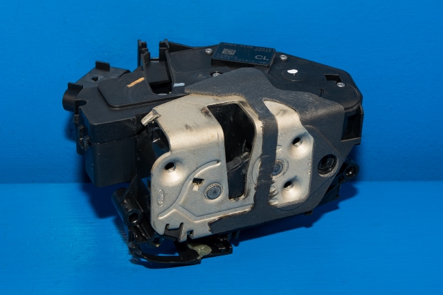 Låsekasse høyre foran til Ford Transit Connect, 2013-2018 Type II, Fase 1  (FORD|AM5A-U21812-BE)