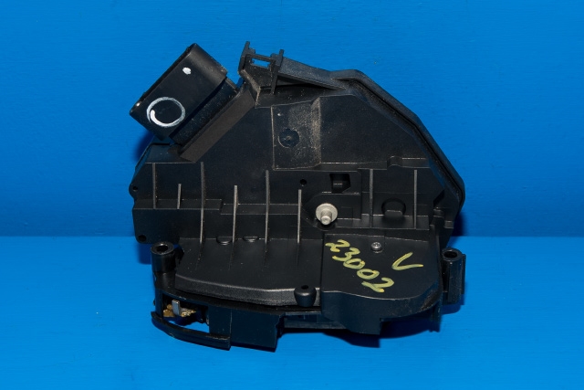 Låsekasse venstre foran til Ford Transit Connect 2013-2018 Type II, Fase 1  (FORD|AM5A-U21813-AE|)