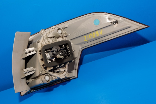 Baklykt venstre ytre til Ford B-Max 2012-2017  (FORD|AV11-13405-AG|)