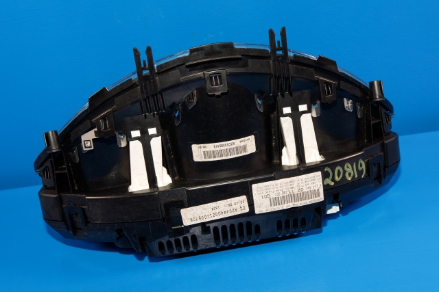 Instrumentpanel til Mercedes C-Klasse 2007-2011 (Fase 1) (W204) (W204) (MERCEDES|A 204 440 02 11|)