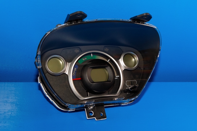 Instrumentpanel til Peugeot iOn, 2011-2020 (MITSUBISHI|8100C232)