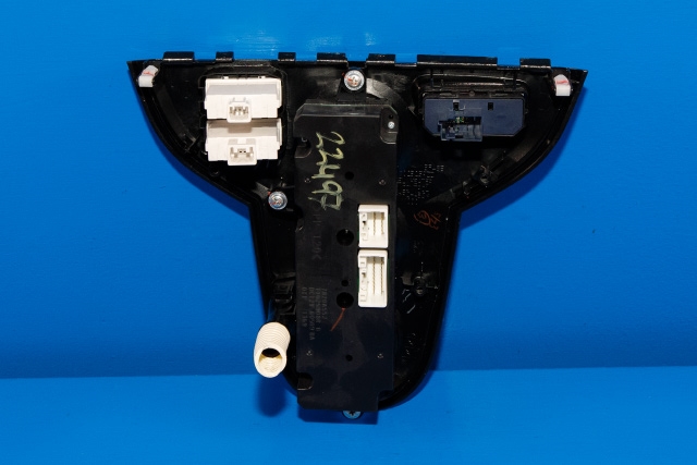 Varmeapparat betjening til Peugeot iOn 2011-2020 (MITSUBISHI|7820A552|)