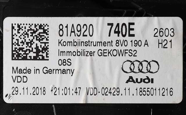Instrumentpanel til Audi Q2 2016-->> (VAG|81A 920 740 E|)