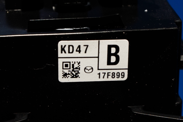 Bryter visker til Mazda 3 2013-2016 (Type III, Fase 1)  (MAZDA|KD47-17F899|)