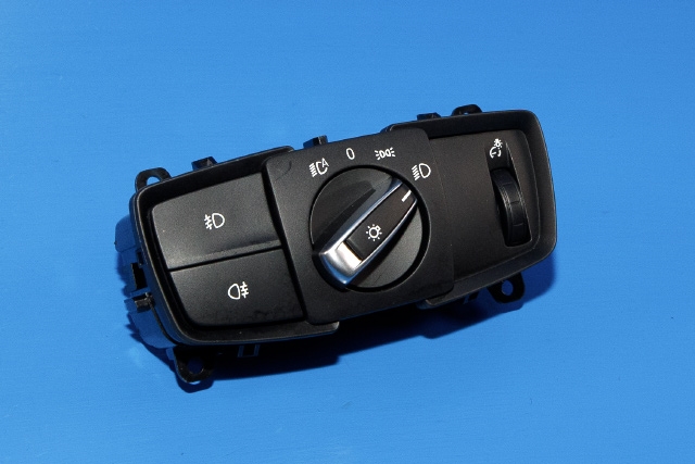 Bryter lys til BMW 1-Serie, 2015-2019 (Fase 2) (F20/F21) (F20/F21) (BMW|9 265 303)