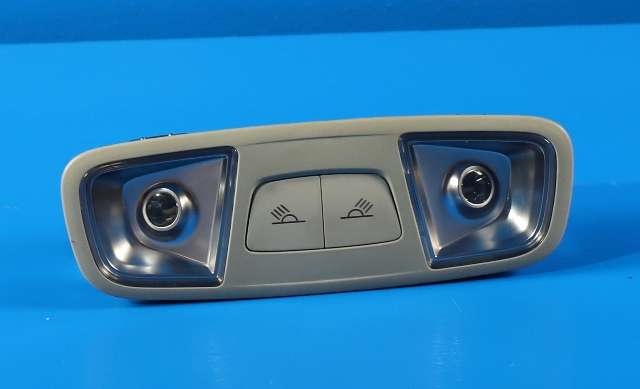Taklyspanel til Audi Q2, 2016-->>  (VAG|8V0 947 111 B)