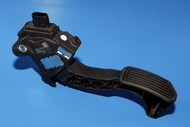 Pedal gass til Toyota Auris, 2015-2019 (Type II, Fase 2)  (TOYOTA|78110-02120)