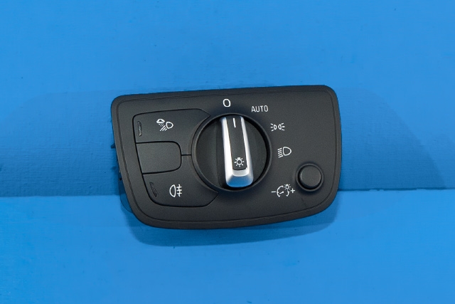 Bryter lys til Audi A6, 2011-2014 (Type IV, Fase 1) (C7) (C7) (VAG|4G0 941 531 E)