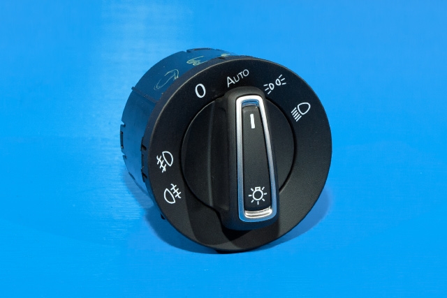 Bryter lys til VW Polo, 2014-2017 (Type V, Fase 2)  (VAG|5G0 941 431 AF)