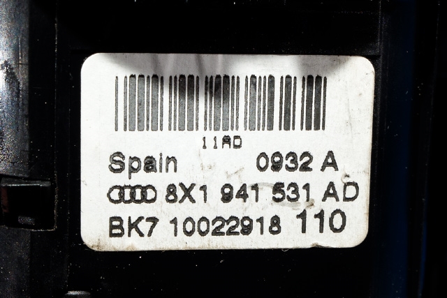 Bryter lys til Audi A1 2010-2014 (Type I, Fase 1)  (VAG|8X1 941 531 AD|)