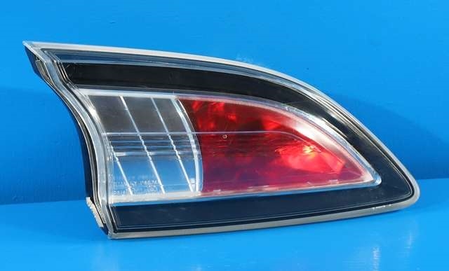 Baklykt venstre indre til Mazda 3 2009-2013 (Type II)