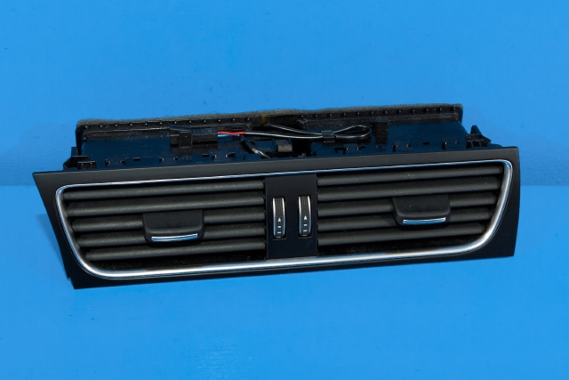 Dashbord friskluftdyse midtkonsoll til Audi A4, 2007-2014 (Type IV) (B8) (B8) (VAG|8T1 820 951 E)