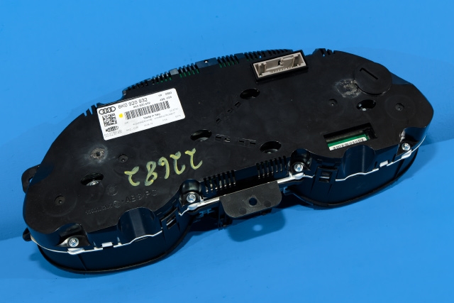 Instrumentpanel til Audi A4 2007-2014 (Type IV) (B8) (B8) (VAG|8K0 920 932|)