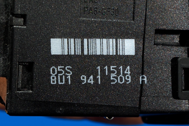 Bryter nødblink til Audi Q3 2011-2014 (Type I, Fase 1) (VAG|8U1 941 509 A|)