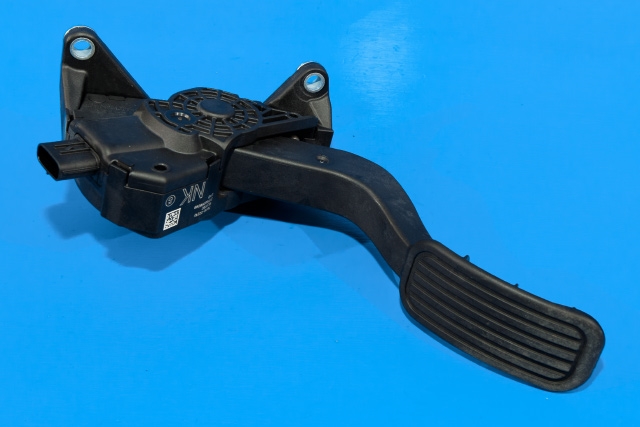 Pedal gass til Toyota Prius 2016-2023 (Type IV) (combi) (combi) (TOYOTA|78110-02210|)