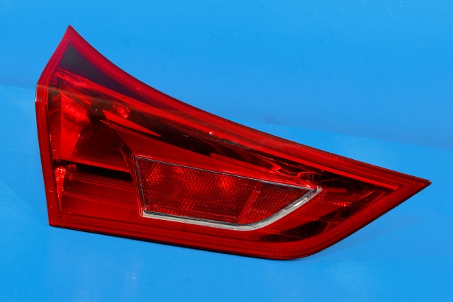 Baklykt venstre indre til Toyota Auris, 2013-2015 (Type II, Fase 1)