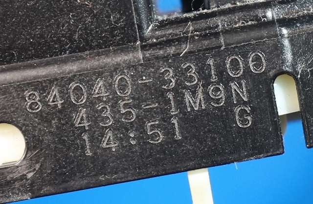 Bryter ruteheis førerdørspanel til Toyota Prius 2009-2016 (Type III) (COMBI) (COMBI) (TOYOTA|84040-33100|)