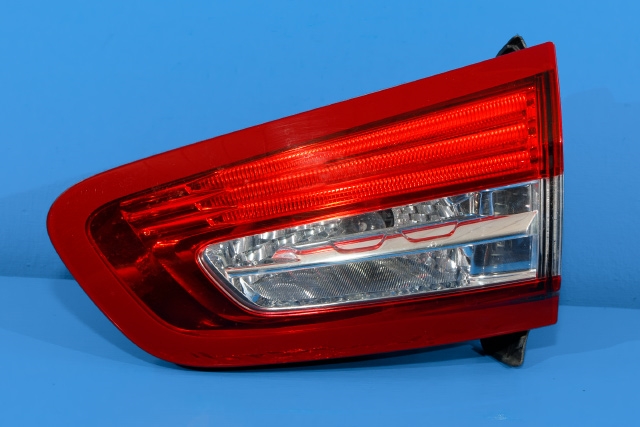 Baklykt høyre indre til Citroën DS5, 2012-2017 (CITROEN|98 031679 80)