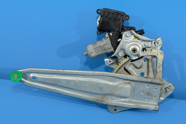 Ruteheis venstre bak til Toyota Avensis 2009-2015 (Type III, Fase 1)  (DENSO|961920-100|85701-02010|)