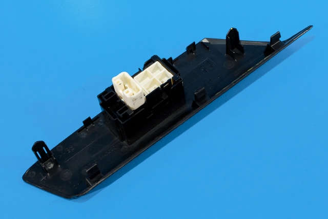 Bryter ruteheis til Toyota RAV4 2013-2015 (Type IV, Fase 1)