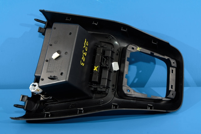 Dashbord diverse til VW Tiguan 2007-2011 (Type I, Fase 1) (VAG|5N1 863 476 A|)