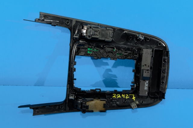 Dashbord diverse til Audi A4 2007-2014 (Type IV) (B8) (B8) 