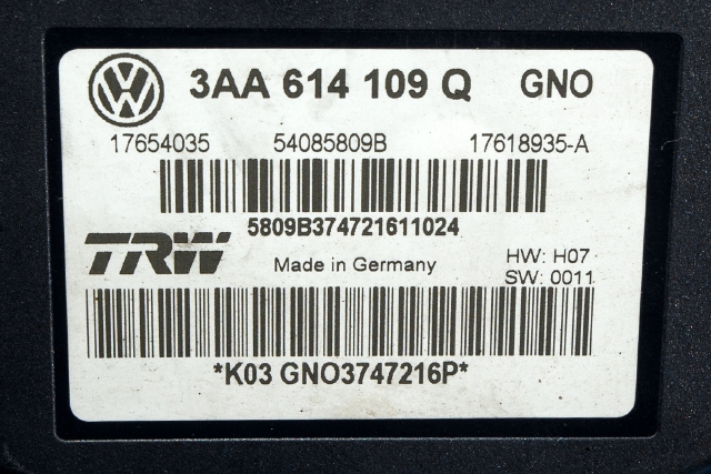 ABS sentral til VW Passat 2011-2015 (B7) (B7) (VAG|3AA 614 109 Q|)