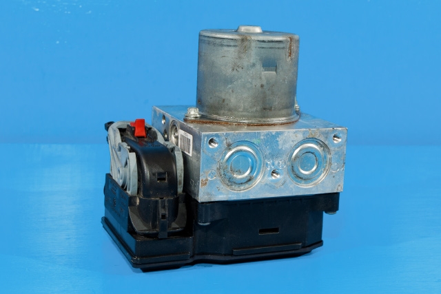 ABS sentral til VW Passat 2011-2015 (B7) (B7) (VAG|3AA 614 109 Q|)