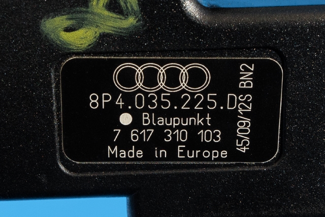 Antenne forsterker til Audi A3 2009-2012 (Type II, Fase 2)  (BLAUPUNKT|7 617 310 103|8P4 035 225 D|)