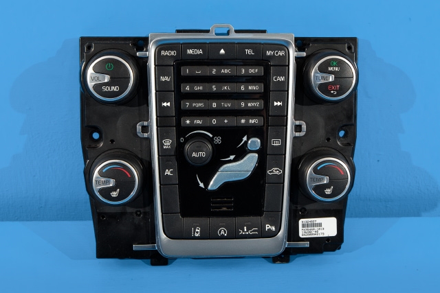 Bilstereo navigasjon betjeningspanel til Volvo V70, 2014-2016 (Type III, Fase 2)  (VOLVO|31324827)