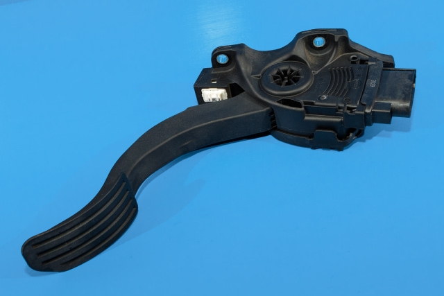 Pedal gass til Volvo V70, 2014-2016 (Type III, Fase 2)  (VOLVO|31329058)