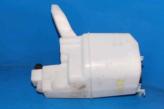 Spylertank foran til Nissan NV200 2010-2019
