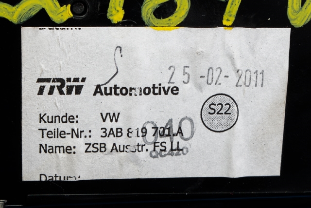 Dashbord friskluftdyse venstre til VW Passat 2011-2015 (B7) (B7) (VAG|3AB 819 701 A|)