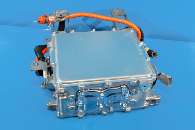Batterilader (OBC - On Board Charger) til Mitsubishi Outlander 2012-2015 (Type III, Fase 1)  (MITSUBISHI|W005T70271|)