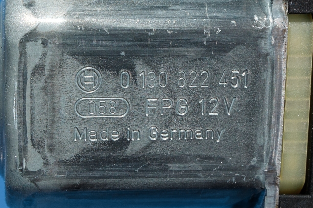 Ruteheis, kun motor, høyre foran til VW Passat 2011-2015 (B7) (B7) (VAG|3AA 959 702 A|)