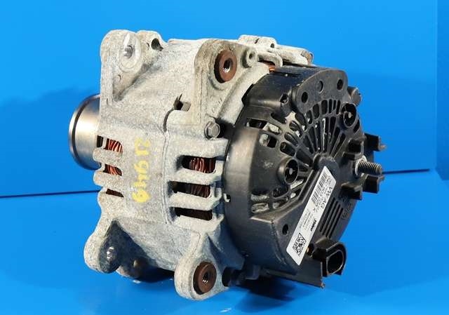 Dynamo til VW Golf VII 2012-2017 (Fase 1)  (VALEO|TG14C071|04C 903 023 K. 14 VOLT - 140 AMP|)