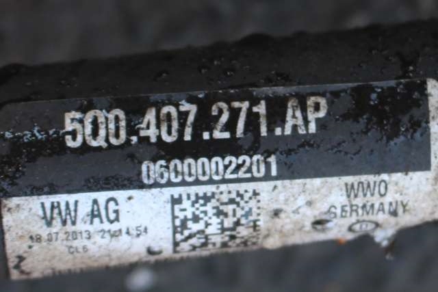 Drivaksel venstre foran, bensin/automat til Audi A3 2012-2016 (Type III, Fase 1) (VAG|5Q0 407 271 AP|)