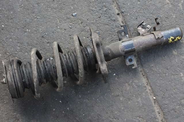 Fjærbein høyre foran til Nissan Qashqai, 2014-2021 (Type II)  
