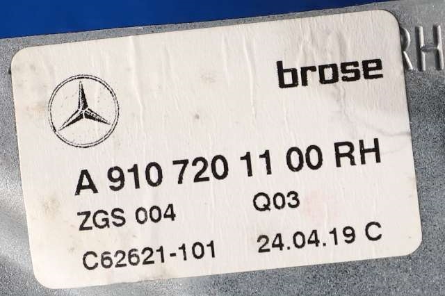 Ruteheis høyre foran til Mercedes Sprinter 2018-->> (907/910) (907/910) (MERCEDES|A 910 720 11 00|)